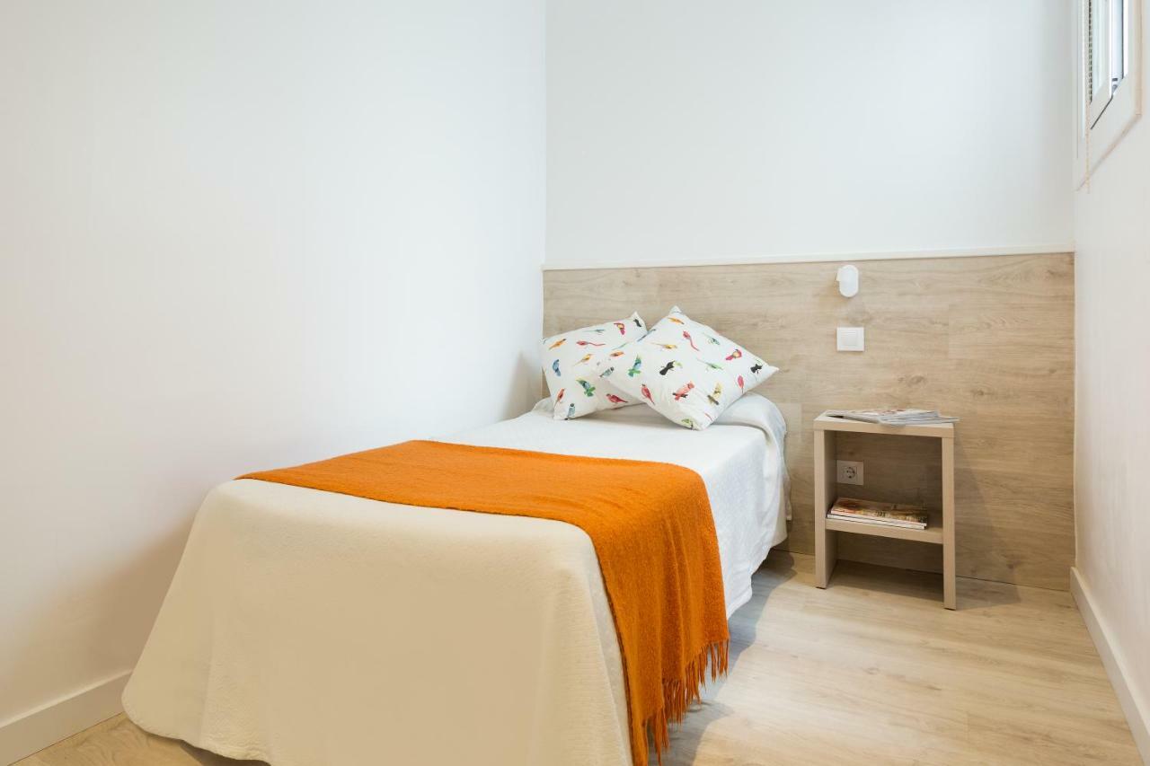 Bcnstop Parc Gueell Hotel apartamentowy 3*